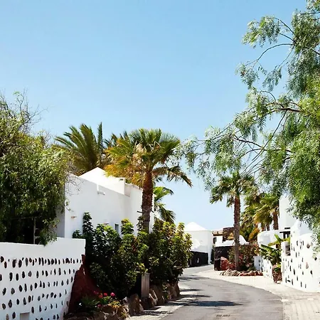 Holiday Villas Kamezi Playa Blanca Ace03034 Oyc Casa de Férias